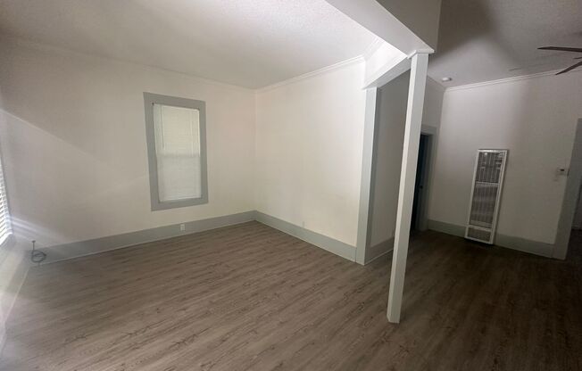 2 beds, 1 bath, $1,850