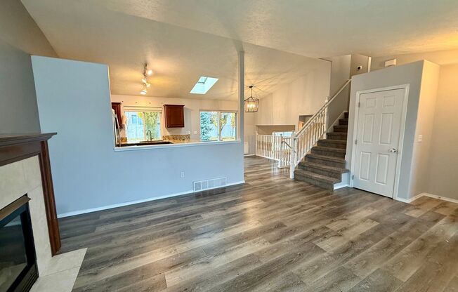 Stunning 3 Bed 2 Bath Eagle Ridge Home w/ Large Fenced Backyard and Raised Deck!