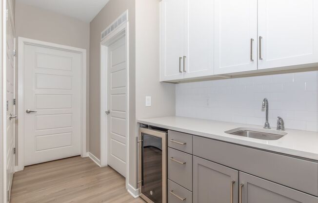 3 beds, 2 baths, 1,449 sqft, $2,899, Unit 135