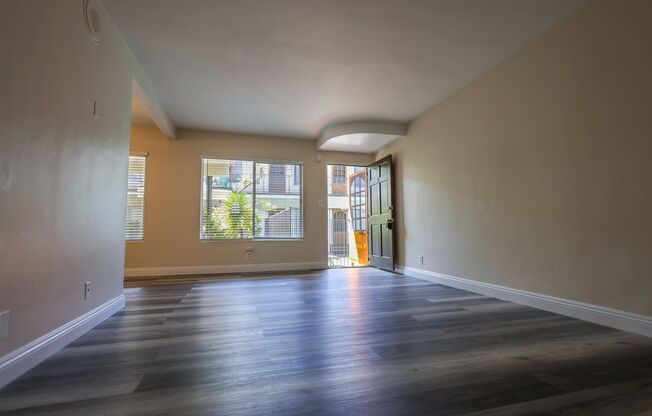 1 bed, 1 bath, $2,195, Unit 15