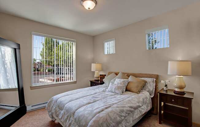 The Vintage Bedroom Apartments in Moses Lake, WA
