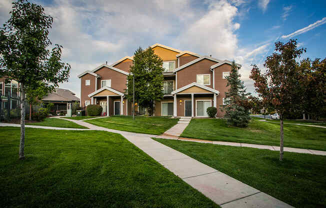 Redstone Ranch Apartments