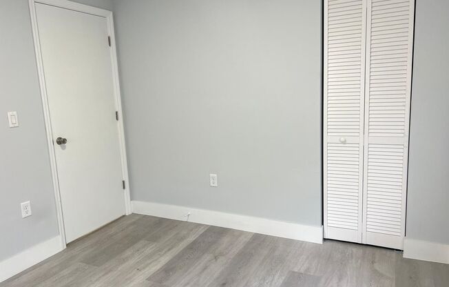 2 beds, 1 bath, 750 sqft, $1,800, Unit 5300-7