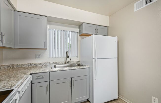 2 beds, 2 baths, 950 sqft, $1,350, Unit 118