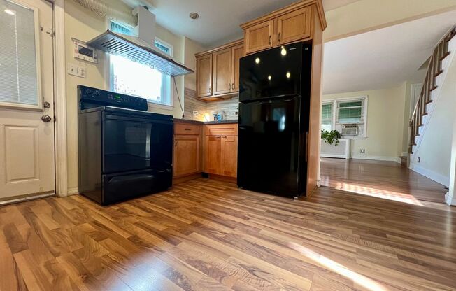 Gorgeous 3-Bedroom Home in Havertown! Available NOW!