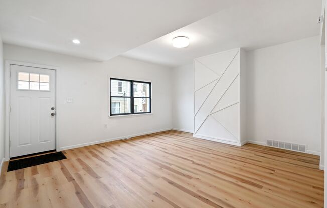 Newly Renovated 4 Bed, 2.5 Bath Home - Central AC & Heat, Second Floor Laundry - Available Now in Lawrenceville!