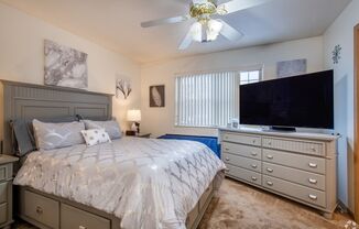 1 bed, 1 bath, 1,045 sqft, $1,475, Unit 2802-205