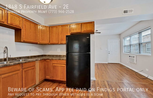1848 S FAIRFIELD AVE