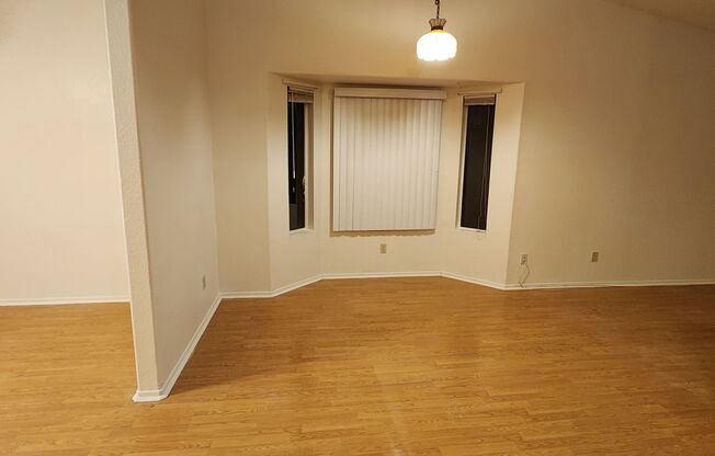 PRICE DROP-Beautifully Renovated 3 Bedroom- Rita Ranch-A/C-Garage-Won't last long!