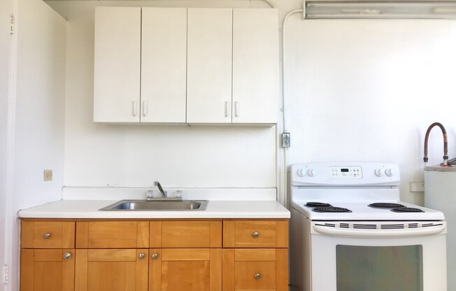 Studio, 1 bath, $1,095, Unit Unit 201