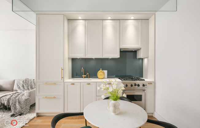 Studio, 1 bath, 611 sqft, $4,650, Unit 310