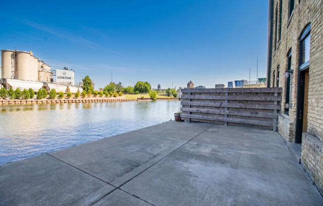 1 bed, 1 bath, 1,050 sqft, $3,100, Unit 106