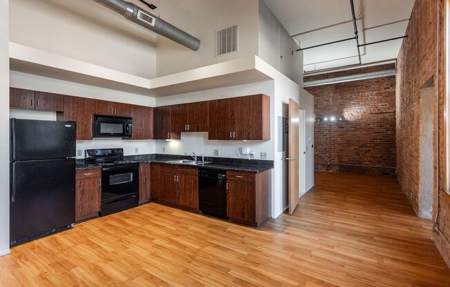 1 bed, 1 bath, 730 sqft, $1,715, Unit 110
