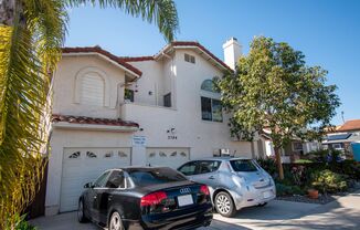 Updated North Park 2 Bedroom Home With Garage and In Unit W/D
