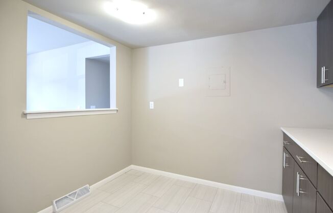2 beds, 2 baths, 1,200 sqft, $2,225, Unit 3212-1