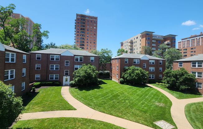 803 - 813 Westwood Drive