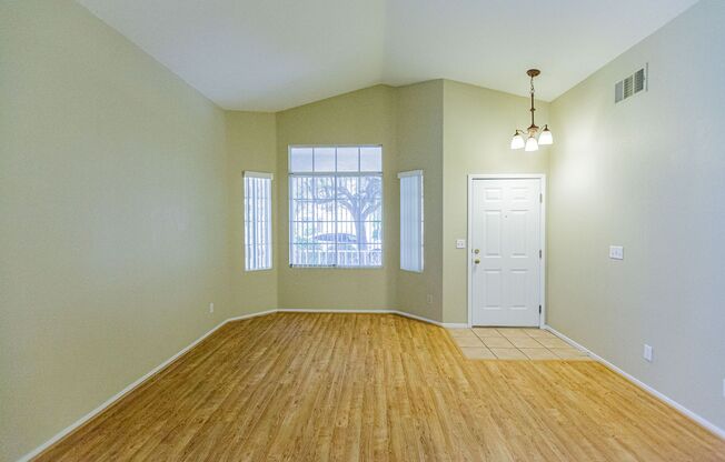 1 Story home located in Silverado Ranch