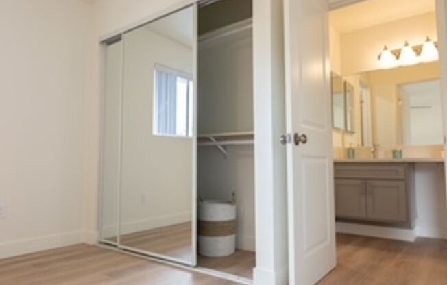 1 bed, 1 bath, 800 sqft, $2,245, Unit #48