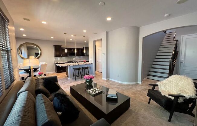 LOCATION!! LOCATION!! LOCATION!!! LUXURY FURNISHED HOME - 2 + LOFT IN THE HEART OF SUMMERLIN!!!