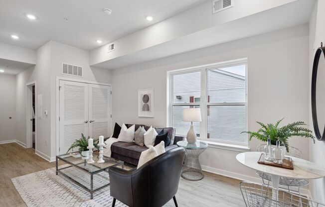 1 bed, 1 bath, 482 sqft, $1,289, Unit 308