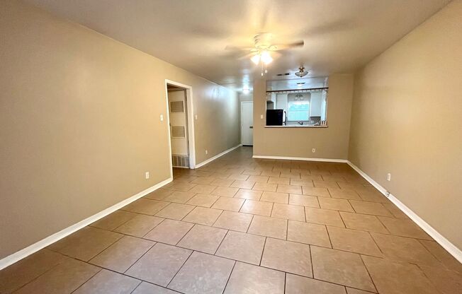 2 beds, 2 baths, 1,100 sqft, $1,800, Unit 703 E 45th- A