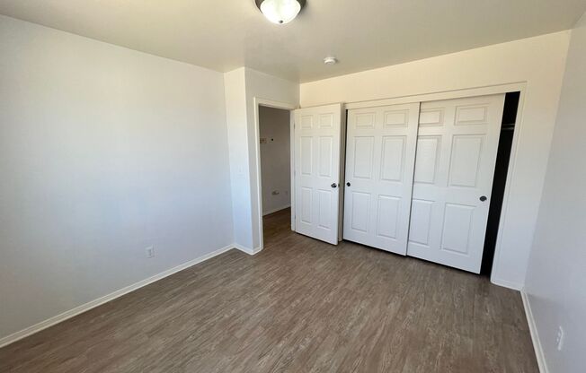 2 beds, 2 baths, $1,200