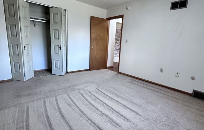 1045 Turnpike St.