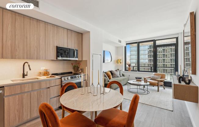 3 beds, 2 baths, $9,865, Unit 215