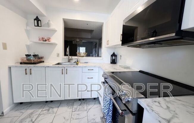 2107 HONOUR RD