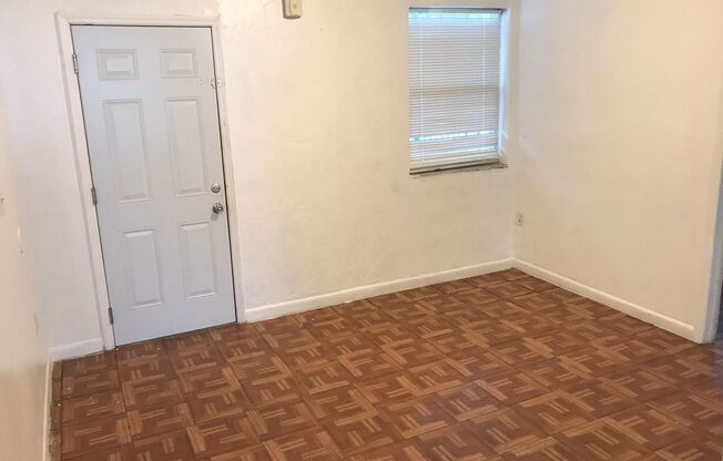 Ground Floor 2 Bedroom Just steps to Wynwood