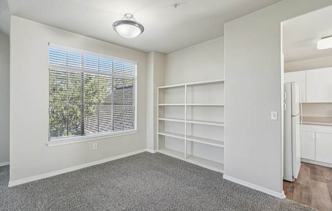 Essex Built in Shelving