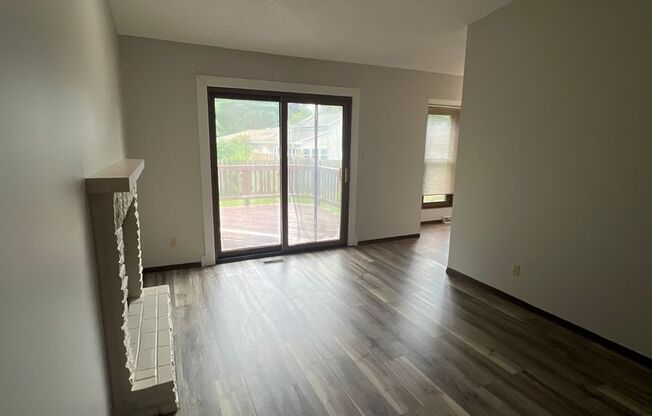 Wheelchair accessible!! West End 3 bedroom 2 bath!