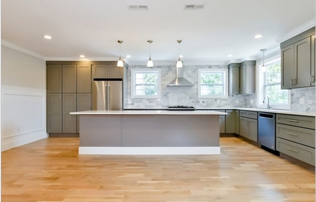 235 WEBSTER AVE