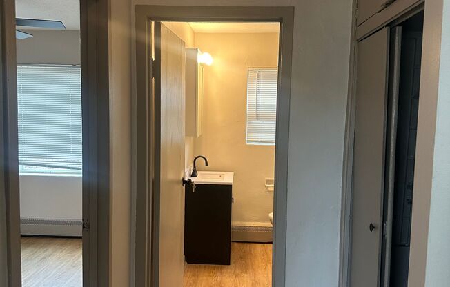 1 bed, 1 bath, 600 sqft, $1,040, Unit 308-1