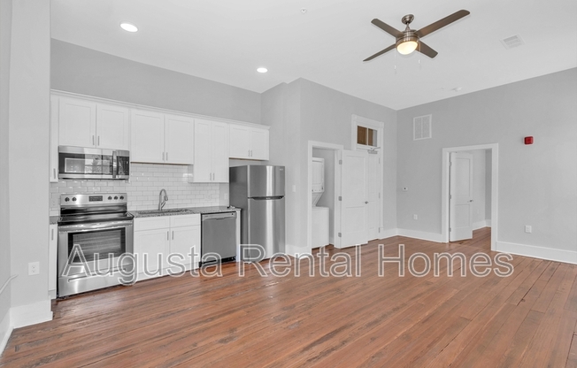 513 JAMES BROWN BLVD