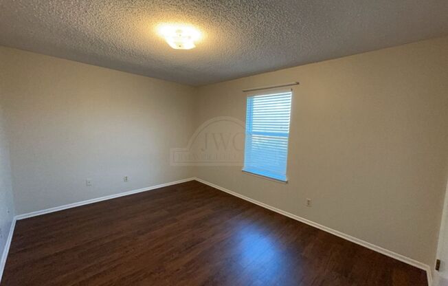 2 beds, 1 bath, $795, Unit 810 N. 5th St Unit B