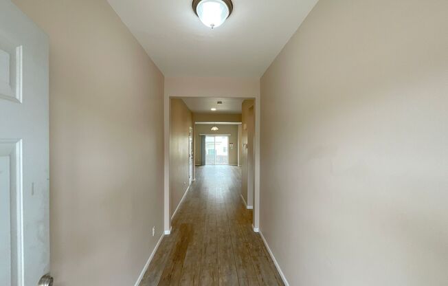 4 beds, 3 baths, $2,550