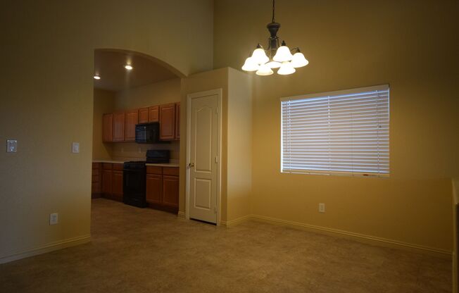 3 beds, 2.5 baths, $2,010