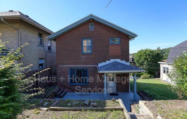 211 LENOX AVE