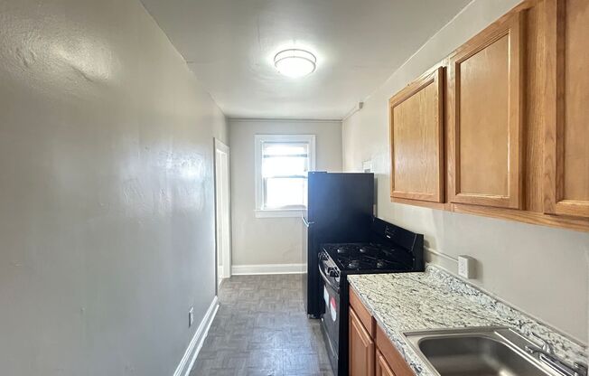 4425 14th St NW