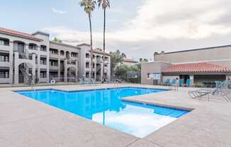 Canyon oaks pool view with nice relaxation areas