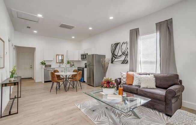 Charming Renovated 3-bedroom, 1.5-bathroom home!