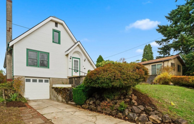 Discover Comfort & Charm in a Prime Location: 2BD/1B Single-Family Home!