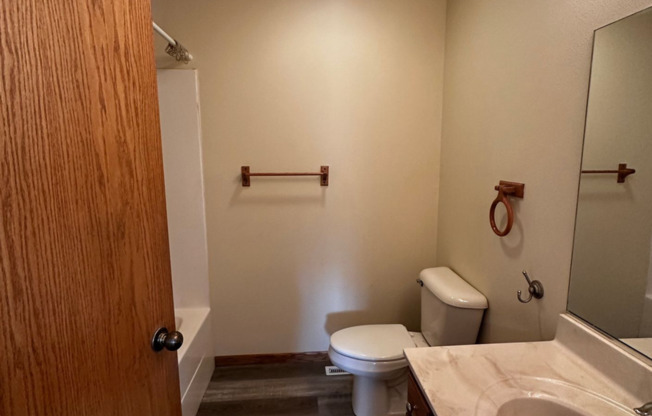 3 beds, 2 baths, $1,475