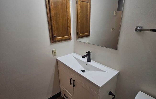 Studio, 1 bath, 312 sqft, $650, Unit 107