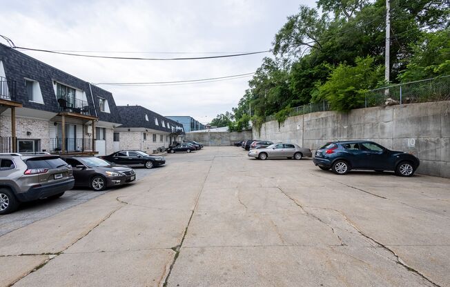 46th Street Apartments