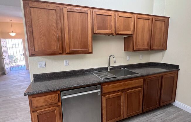 3 beds, 2 baths, $1,595