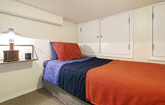Studio, 1 bath, 210 sqft, $925, Unit G-7