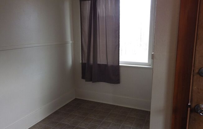 3 beds, 2 baths, $1,740