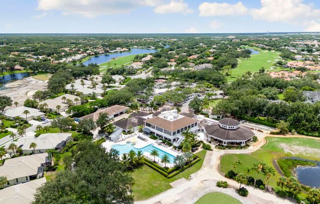 3 beds, 2 baths, $2,950, Unit #201